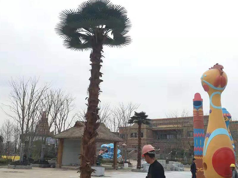 南京欢乐谷-仿真棕榈树